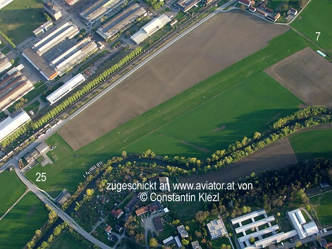 Flugplatz Kapfenberg logk - Blick auf die Piste vom oben