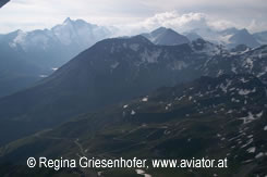 Luftaufnahmen von Aviator aus Österreich:  Großglockner Hochalpenstraße mit Blick auf den Großglockner, Slzbg 