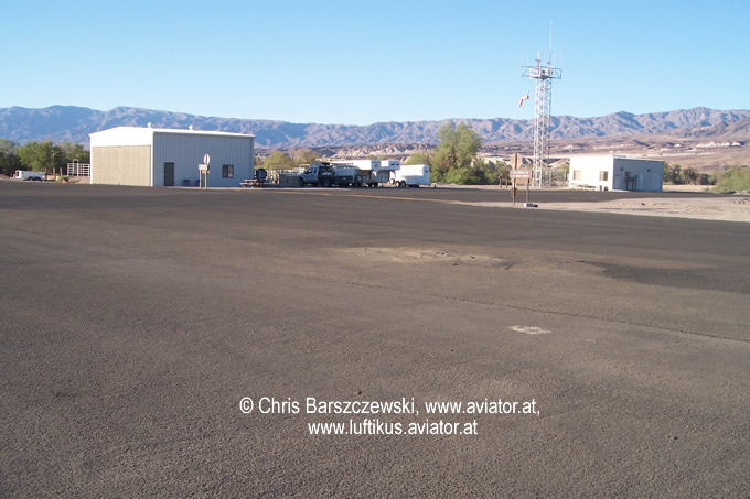 death_valley_airport_sm.jpg