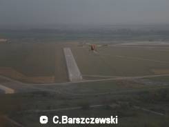 Endanflug in Vöslau auf die Piste 13 bei schlechter Sicht