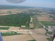 Luftaufnahme Flugplatz Frstenfeld logf: Blick auf die Piste 13 von Westen