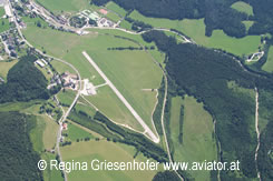 Flugplatz Mariazell logm - die versetzte Schwelle der Piste 15