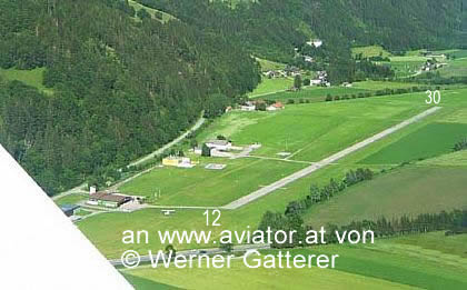 Flugplatz Lienz Nikolsdorf, Blick Richtung Piste 12