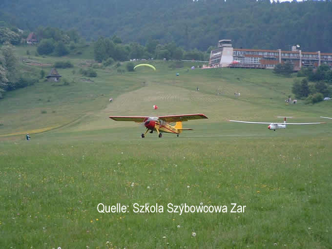 Start am Flugplatz Zar, EPZR, Polen