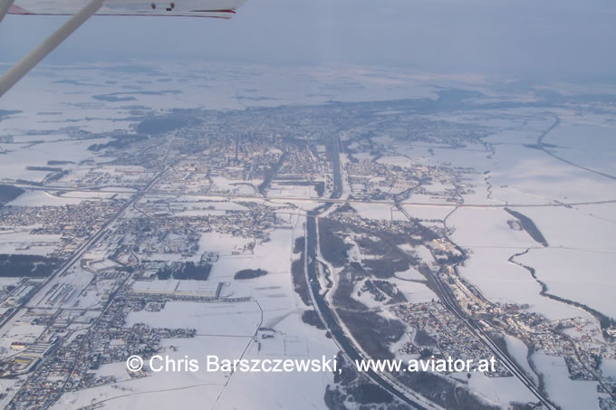 Sankt Plten im Winter aus der Luft