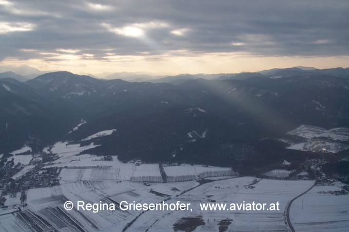 Die Sonnenstrahlen ber Wienerwald