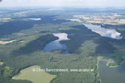 Masurische Seen - aus der Luft schauen nicht besonders dicht besiedelt aus