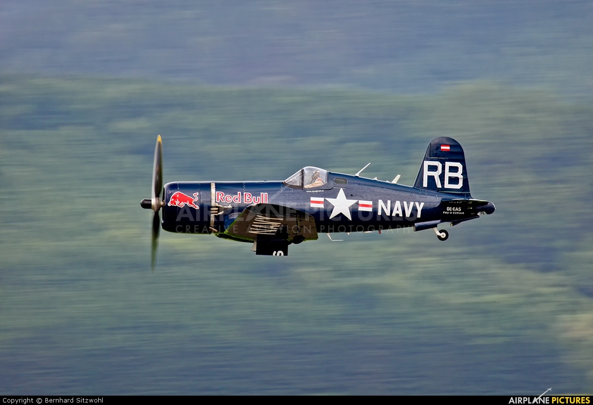 OE-EAS Vought F4U-4 Corsair