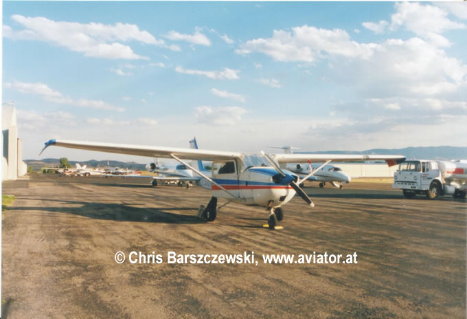 Sheridan County Airport SHR, östlich von Bighorn Mountains, Wyoming